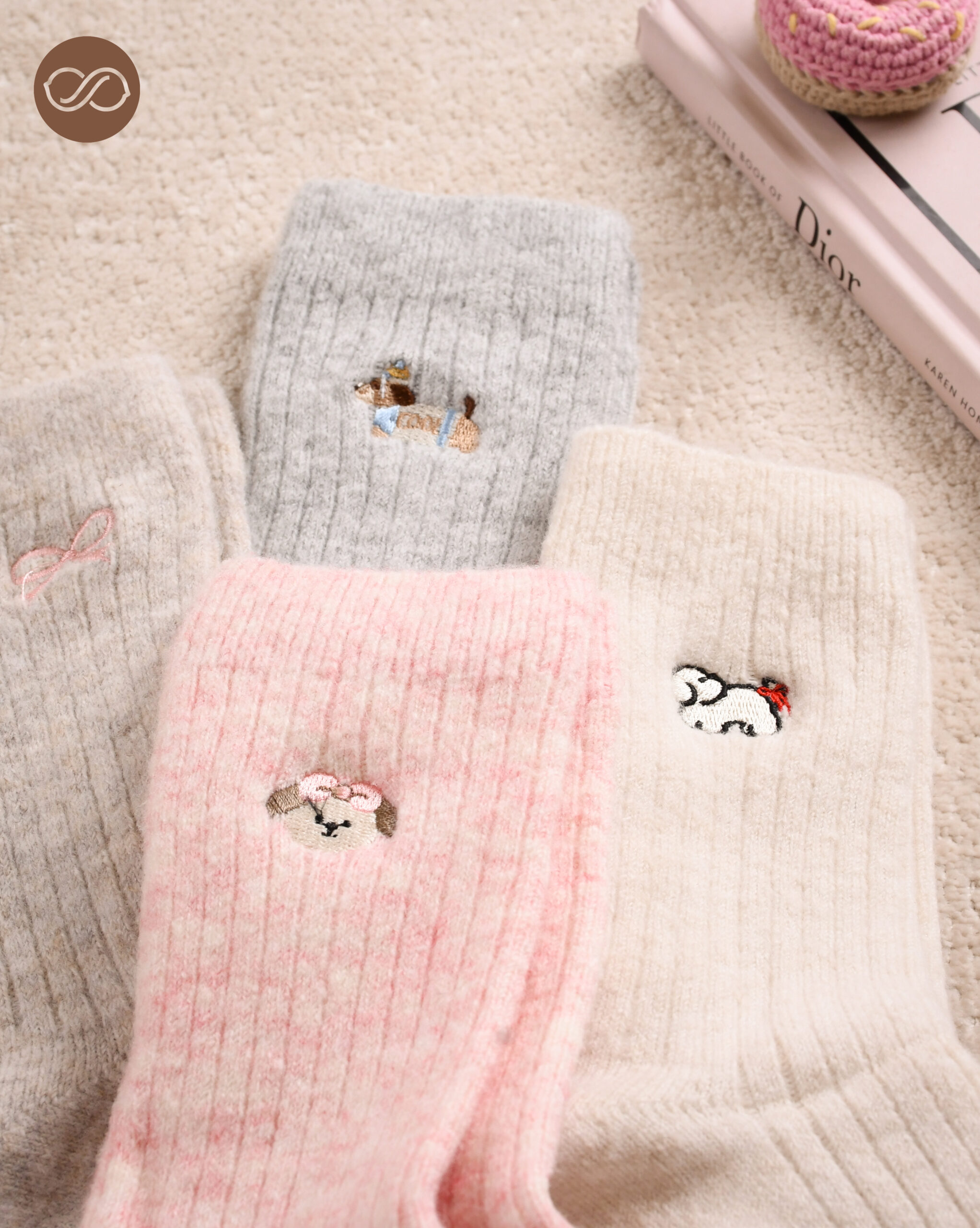 جوراب پشمی گلدوزی 000694