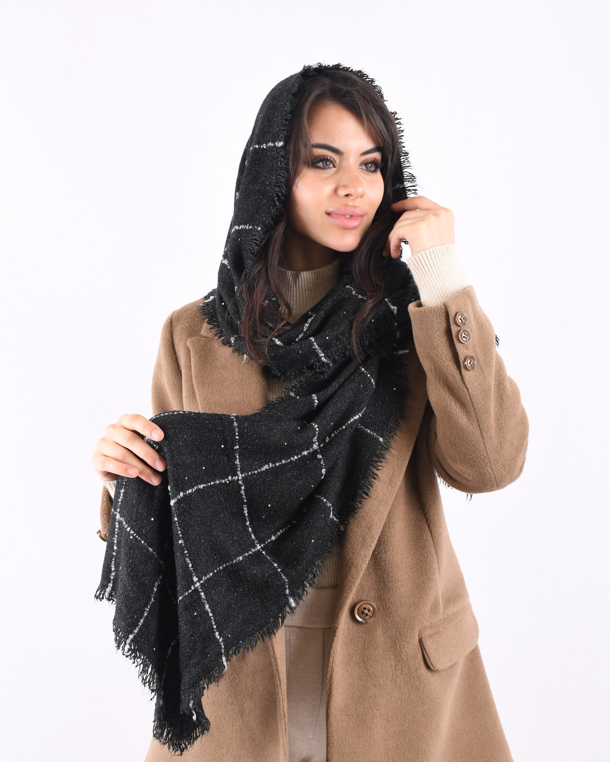 شال موهر چهارخونه پولکی S00753