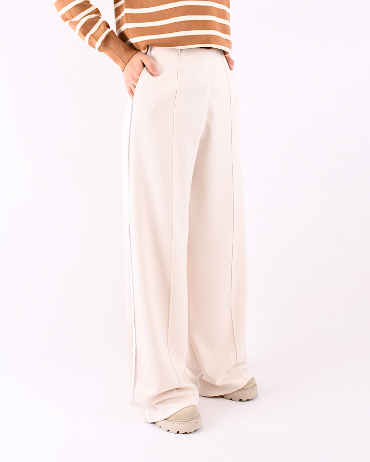 شلوار اویشو جلو خط L00117