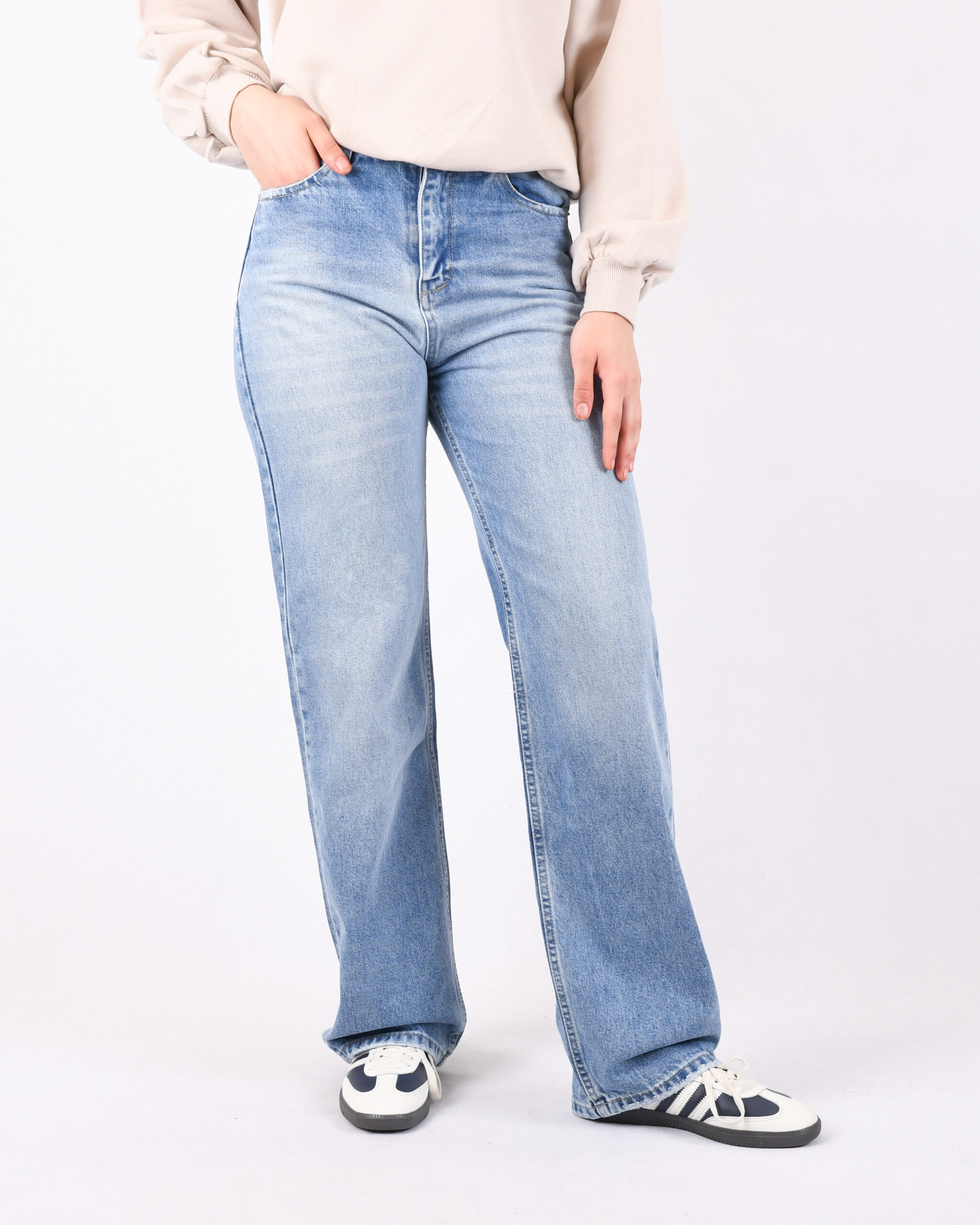 شلوار جین نیم بگ P0099