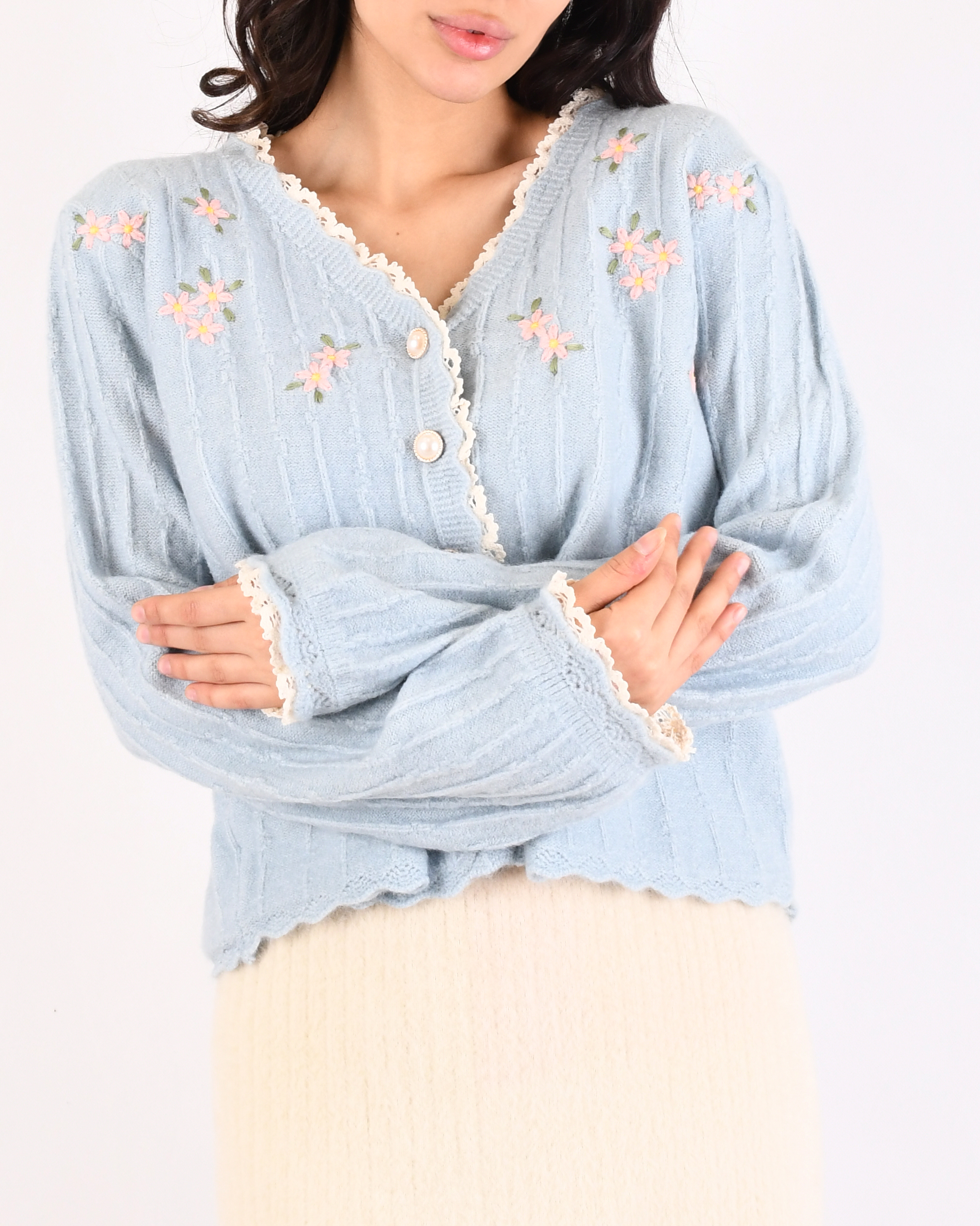 بافت جلو گلدوزی L00477